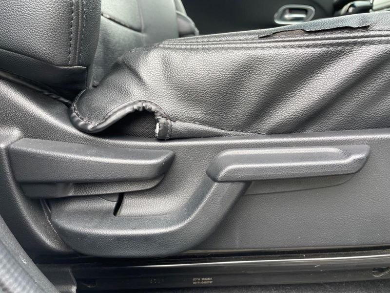 2018 Honda Vezel DAA-RU3 (UW-6aa76780b5316)[22]
