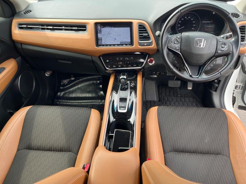 2018 Honda Vezel DAA-RU3 (UW-6aa767814c1a7)[29]
