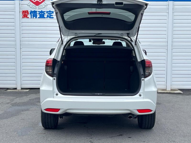 2018 Honda Vezel DAA-RU3 (UW-6aa767814c1a7)[13]