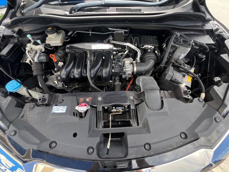 2019 Honda Vezel DAA-RU3 (UW-6aa767820c67c)[4]