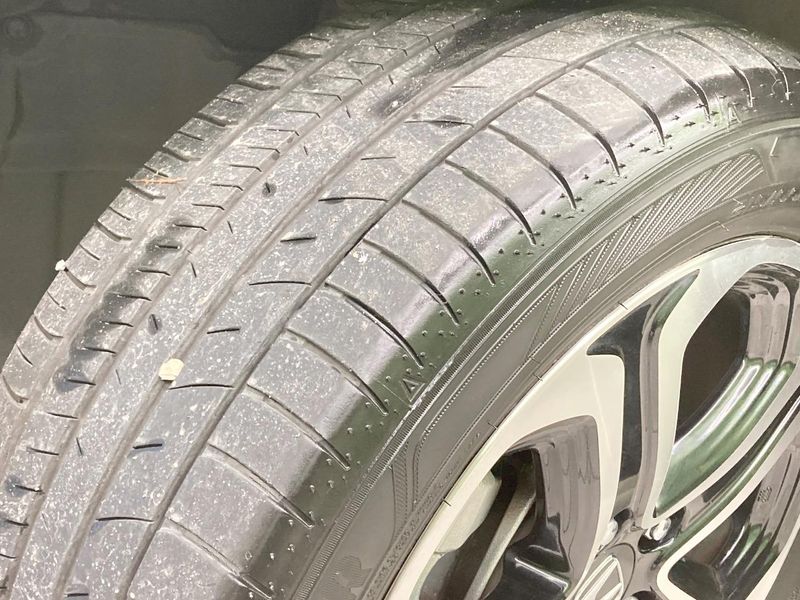 2019 Honda Vezel DAA-RU3 (UW-6aa767824e572)[28]