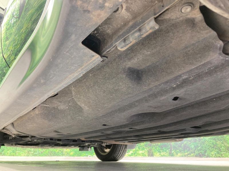 2019 Honda Vezel DAA-RU3 (UW-6aa767824e572)[18]