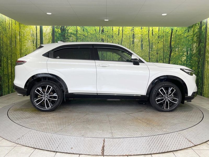 2022 Honda Vezel 6AA-RV5 (UW-6aa767888f039)[16]