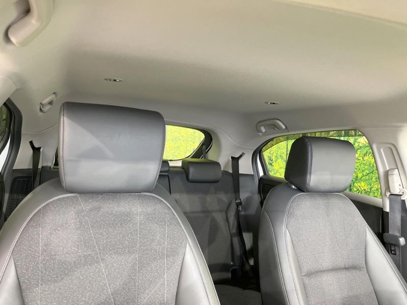 2022 Honda Vezel 6AA-RV5 (UW-6aa767888f039)[23]