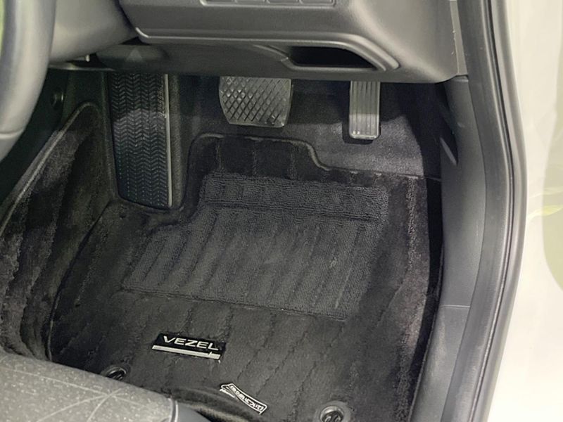 2022 Honda Vezel 6AA-RV5 (UW-6aa767888f039)[24]