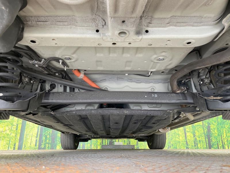 2022 Honda Vezel 6AA-RV5 (UW-6aa767888f039)[12]