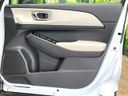 2022 Honda Vezel 6AA-RV5 (UW-6aa7678a4ed81)[9]
