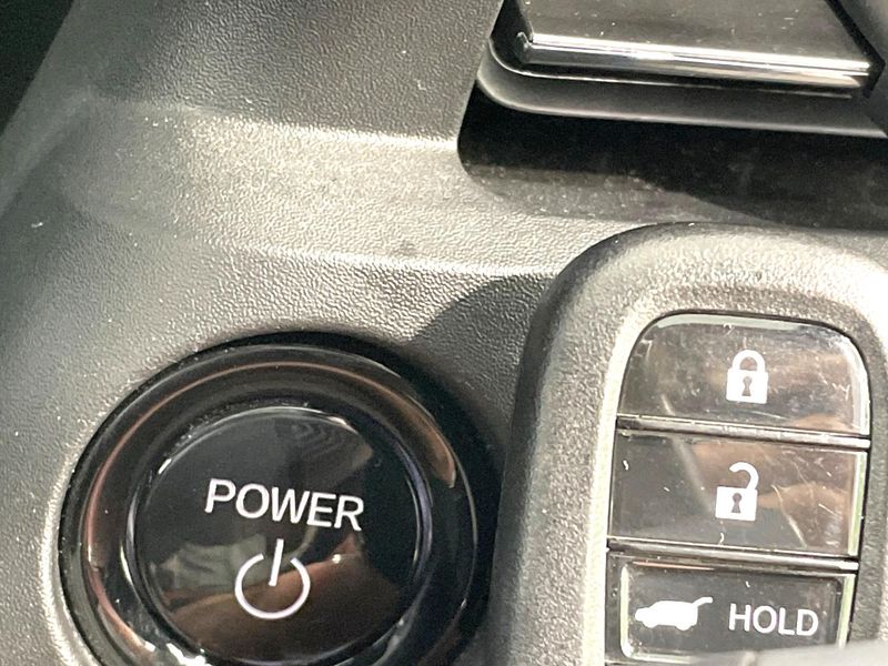 2022 Honda Vezel 6AA-RV5 (UW-6aa7678a4ed81)[11]
