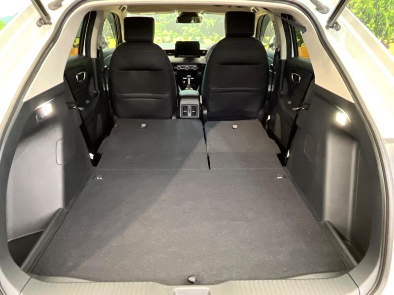 2025 Honda Vezel 6AA-RV5 (UW-6aa7679130eb7)[21]