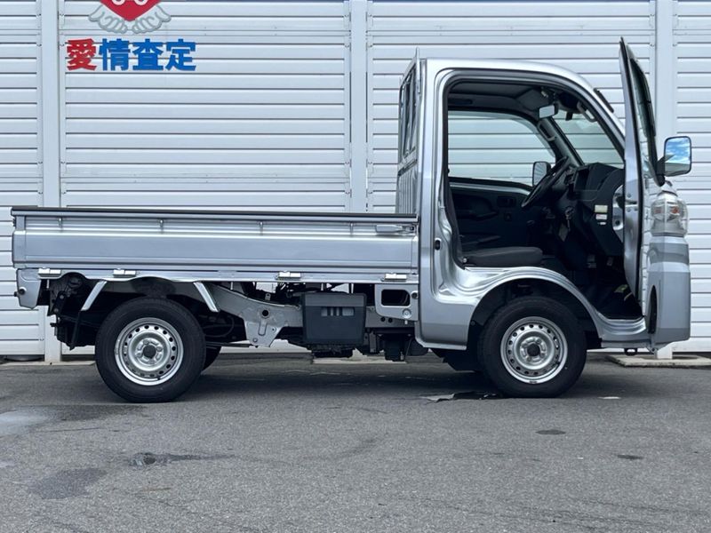 2020 Toyota Pixis Truck 3BD-S500U (UW-6aa7679b1ff04)[8]