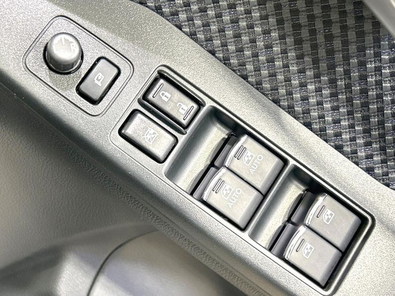 2016 Subaru Forester DBA-SJ5 (UW-6aa767a4e7b1c)[18]