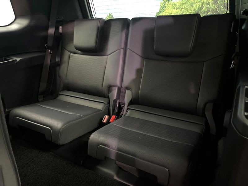 2024 Toyota Land Cruiser 250 3BA-TRJ250W (UW-6aa767c71d754)[12]