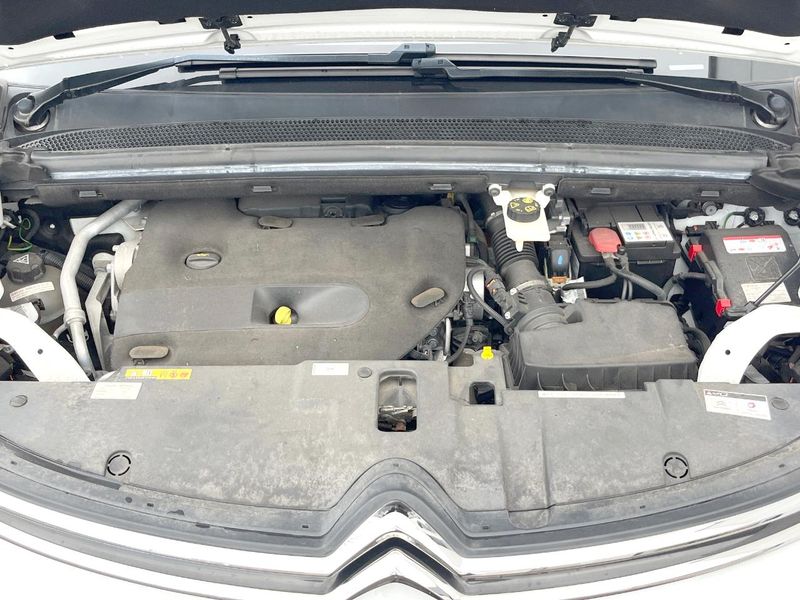 2017 Citroen Grand C4 Picasso LDA-B787AH01 (UW-6aa767d5466d9)[15]