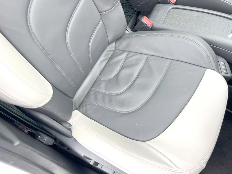 2017 Citroen Grand C4 Picasso LDA-B787AH01 (UW-6aa767d5466d9)[18]