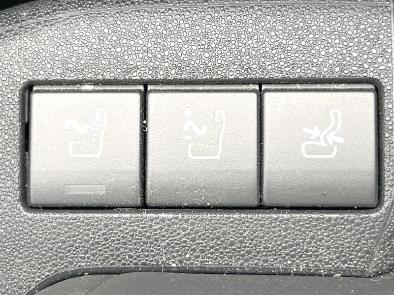 2017 Citroen Grand C4 Picasso LDA-B787AH01 (UW-6aa767d5466d9)[7]