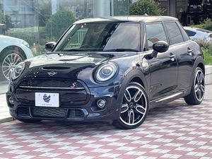 2021 Rover Mini 3DA-XV20MW