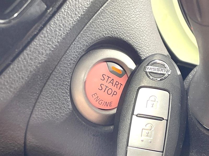 2017 Nissan JUKE DBA-YF15 (UW-6aa767fa12d03)[15]