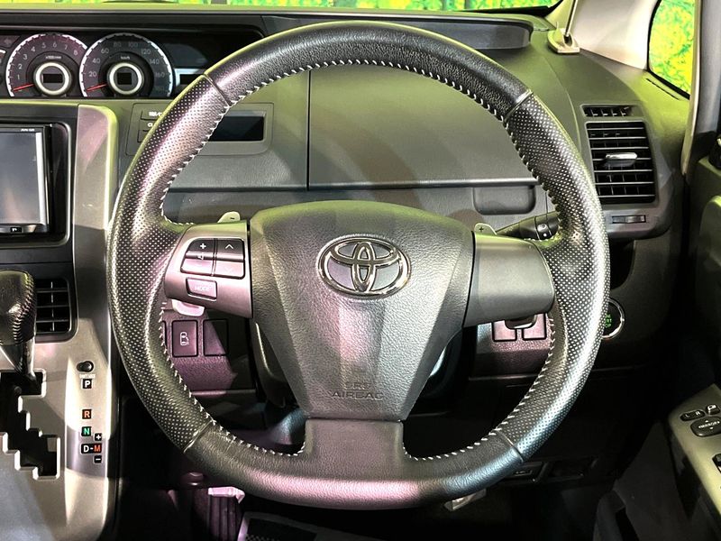 2011 Toyota Voxy DBA-ZRR70W (UW-6aa7680d74d34)[5]