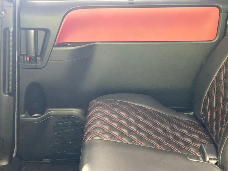 2018 Toyota Voxy DBA-ZRR80W (UW-6aa76816b0046)[8]