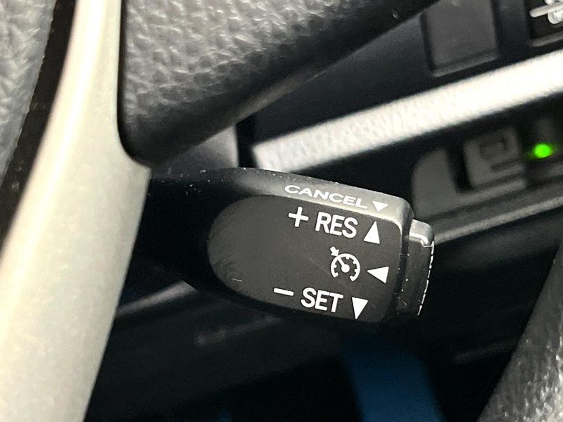 2019 Toyota Voxy DBA-ZRR80G (UW-6aa7681983a78)[13]