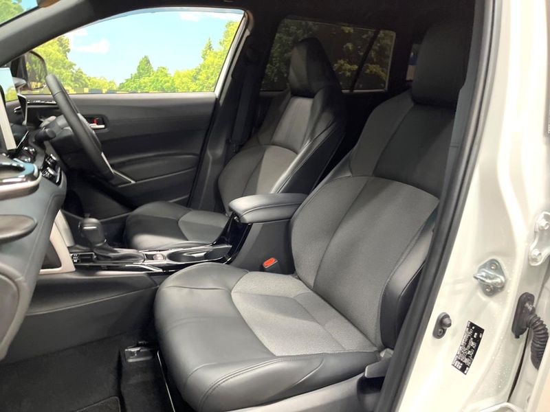 2024 Toyota Corolla Cross 6AA-ZVG13 (UW-6aa7682b6d262)[5]