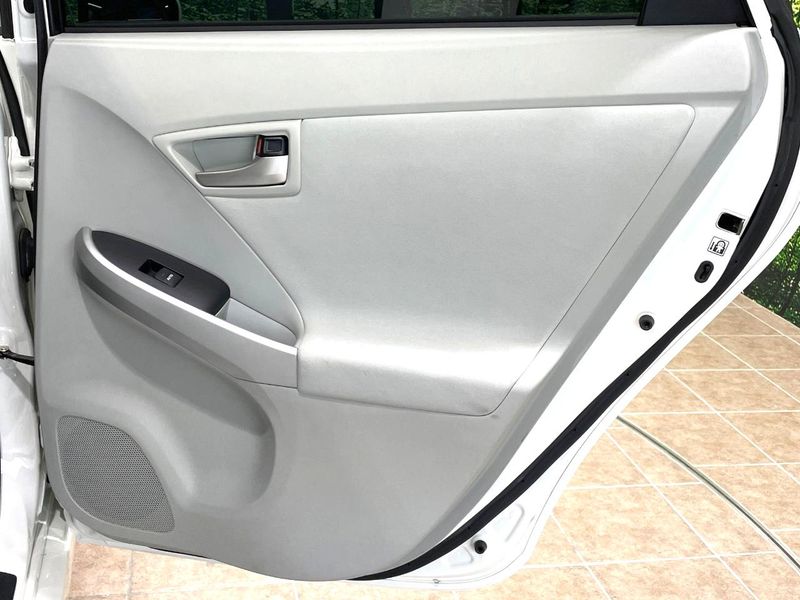 2012 Toyota Prius DAA-ZVW30 (UW-6aa76831a4258)[6]