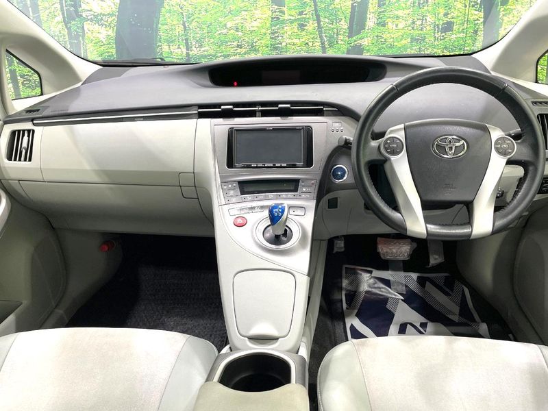 2012 Toyota Prius DAA-ZVW30 (UW-6aa76831a4258)[4]