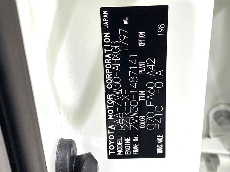 2012 Toyota Prius DAA-ZVW30 (UW-6aa76831a4258)[1]
