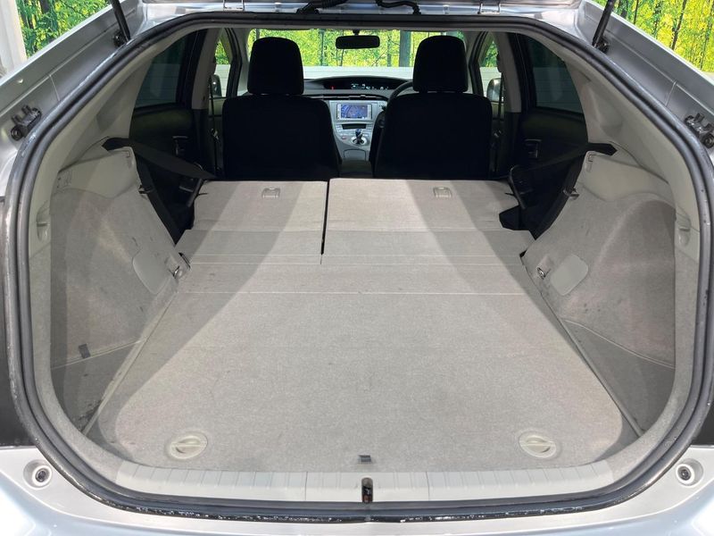 2013 Toyota Prius DAA-ZVW30 (UW-6aa7683508799)[15]