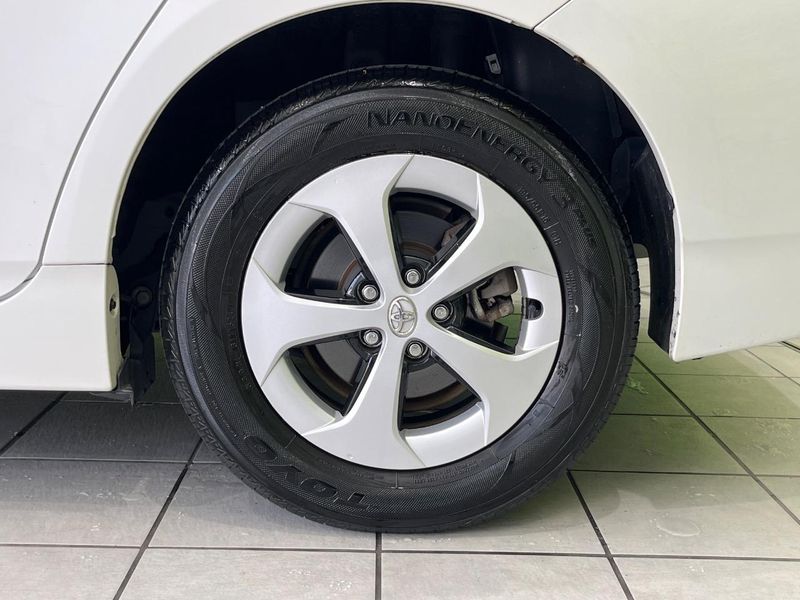 2015 Toyota Prius DAA-ZVW30 (UW-6aa76835a68f8)[10]