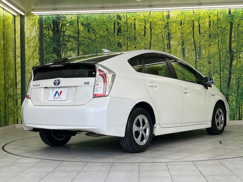 2015 Toyota Prius DAA-ZVW30 (UW-6aa76835a68f8)[15]