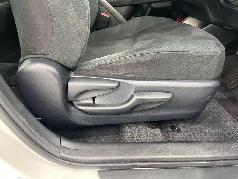 2015 Toyota Prius DAA-ZVW30 (UW-6aa76835a68f8)[28]