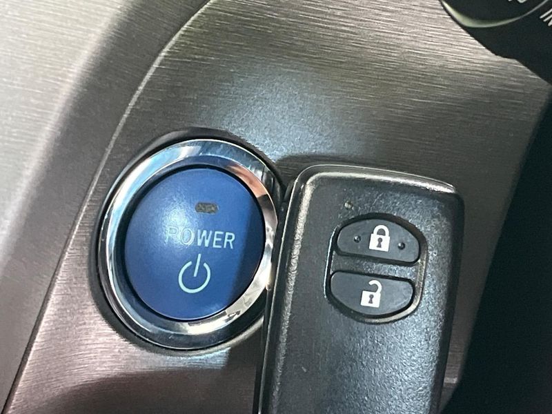 2015 Toyota Prius DAA-ZVW30 (UW-6aa76835a68f8)[29]