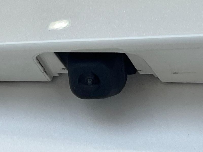 2015 Toyota Prius DAA-ZVW30 (UW-6aa76835a68f8)[16]