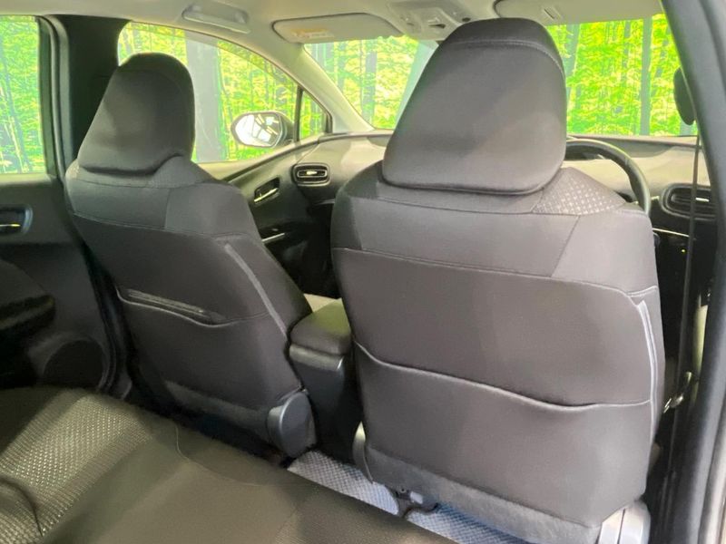 2019 Toyota Prius DAA-ZVW55 (UW-6aa76846a825a)[28]