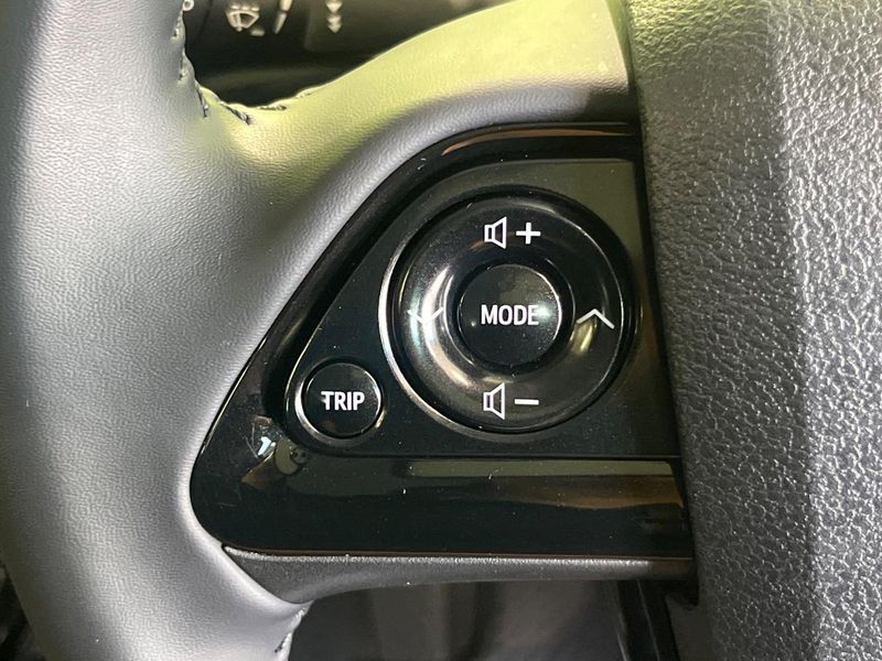 2019 Toyota Prius DAA-ZVW55 (UW-6aa76846a825a)[16]