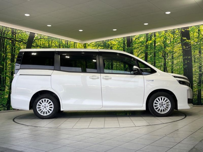 2015 Toyota Voxy DAA-ZWR80G (UW-6aa76850825ac)[16]