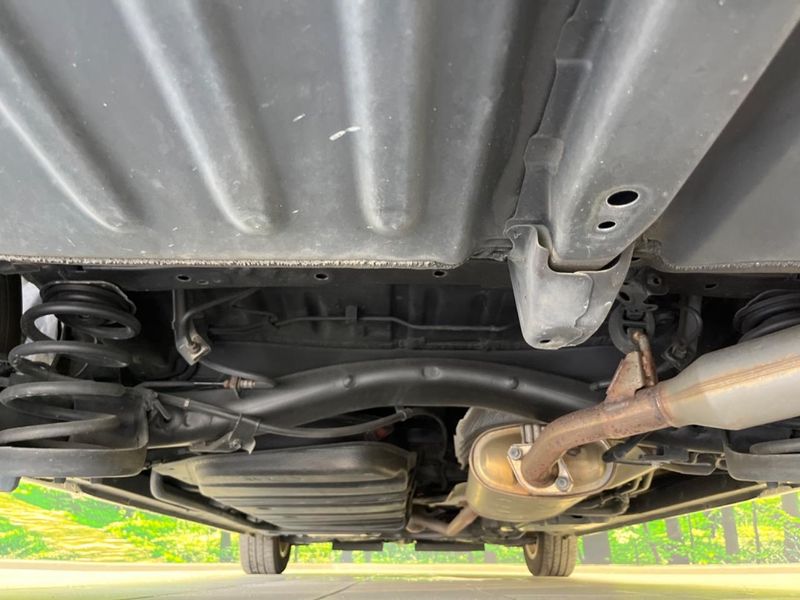 2015 Toyota Voxy DAA-ZWR80G (UW-6aa76850825ac)[22]