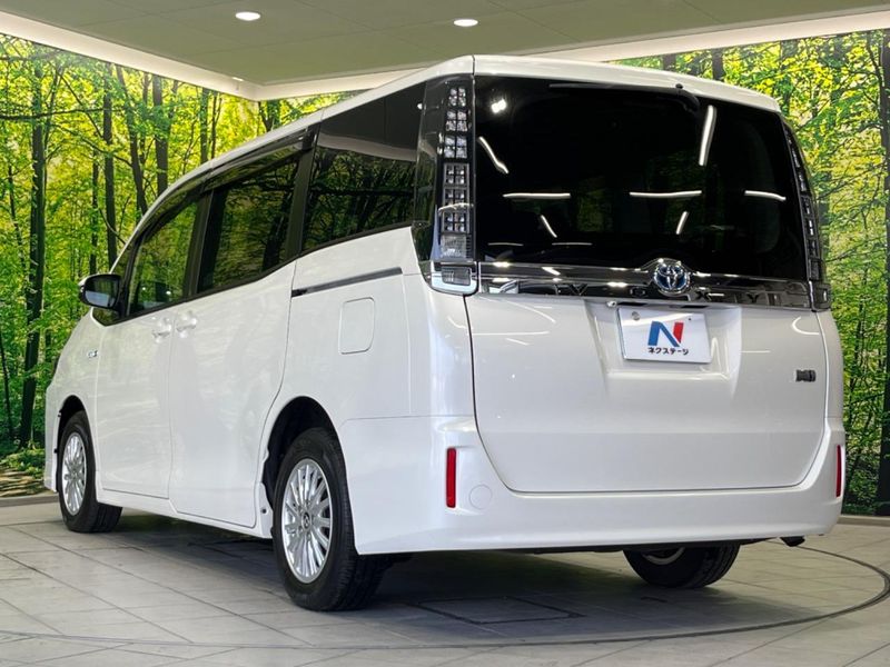 2015 Toyota Voxy DAA-ZWR80G (UW-6aa76850825ac)[19]