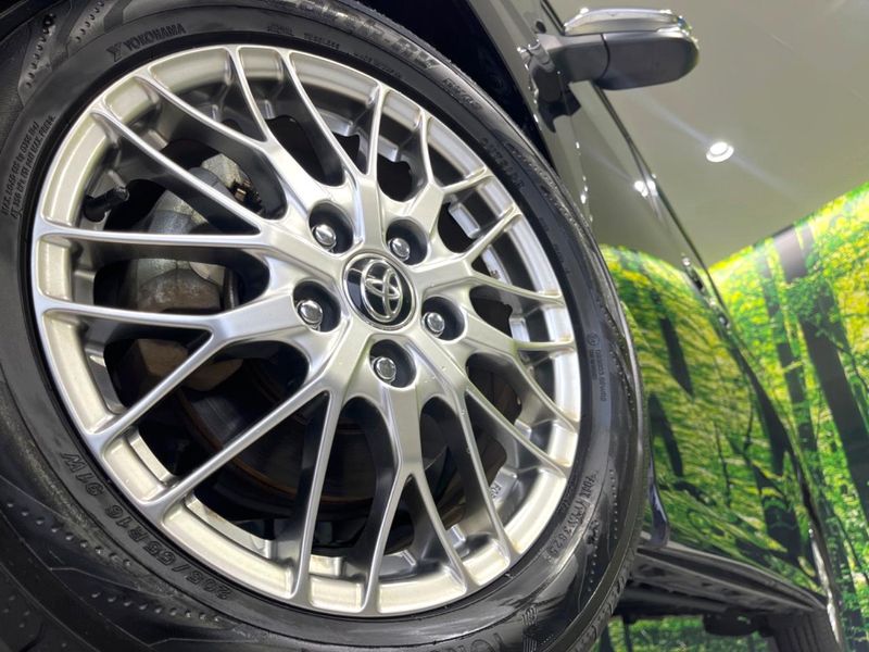 2021 Toyota Voxy 6AA-ZWR80W (UW-6aa7685630cb5)[9]