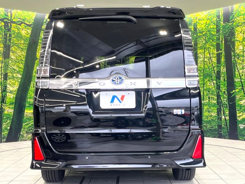 2021 Toyota Voxy 6AA-ZWR80W (UW-6aa7685630cb5)[20]