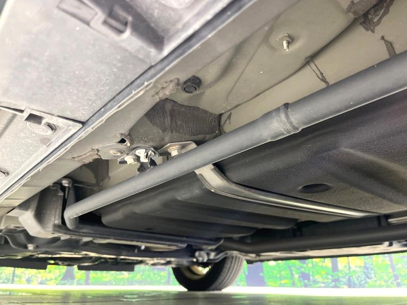 2021 Toyota Voxy 6AA-ZWR80W (UW-6aa7685630cb5)[24]