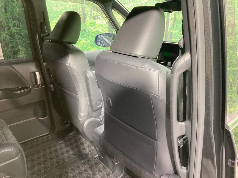 2023 Toyota Voxy 6AA-ZWR90W (UW-6aa7685e31683)[15]