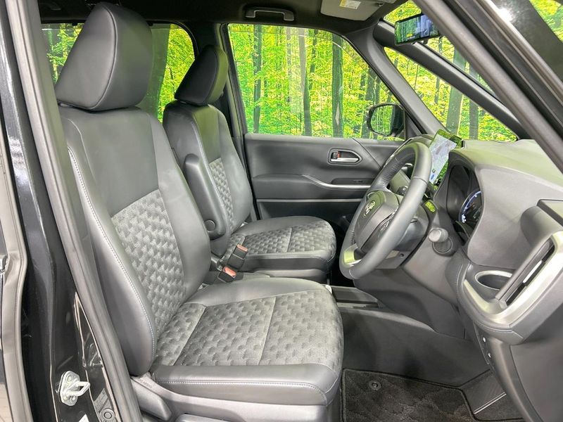2025 Toyota Voxy 6AA-ZWR90W (UW-6aa76864844b2)[26]