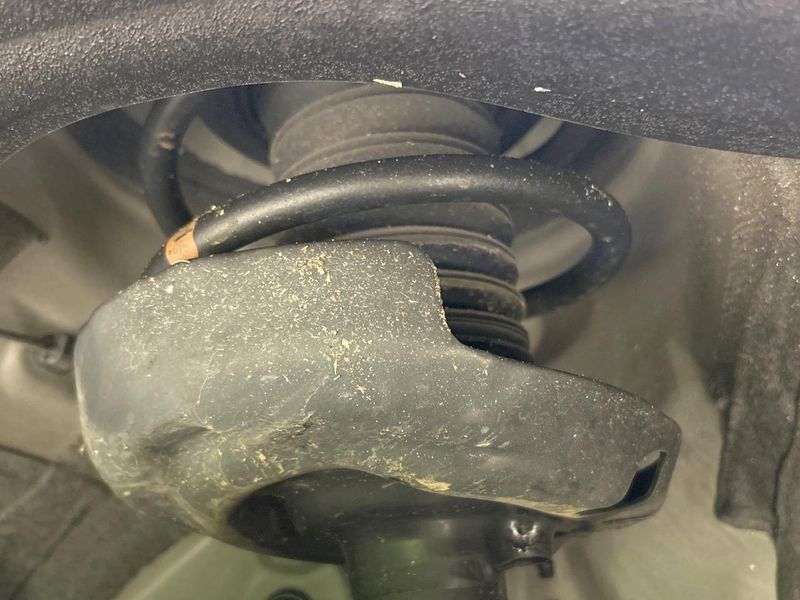 2025 Toyota Voxy 6AA-ZWR90W (UW-6aa76864844b2)[16]