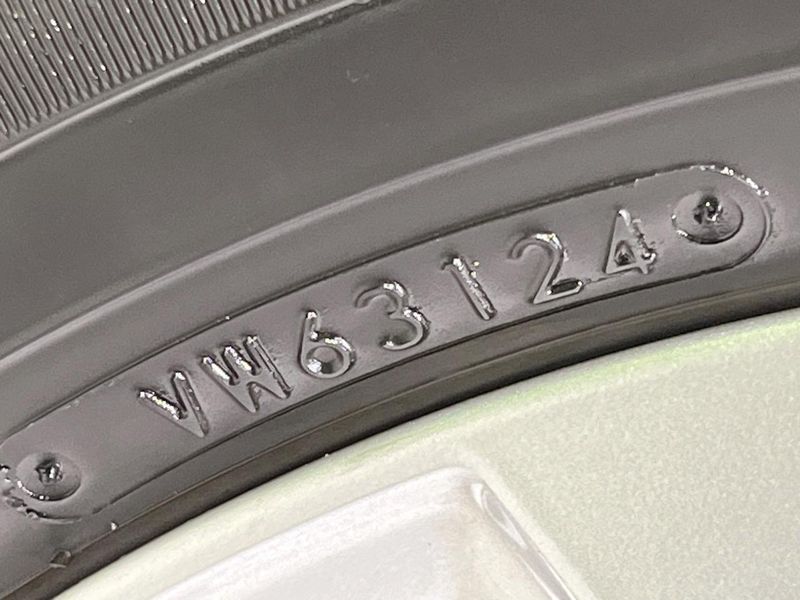 2024 Toyota Noah 6AA-ZWR95W (UW-6aa768691bd29)[19]