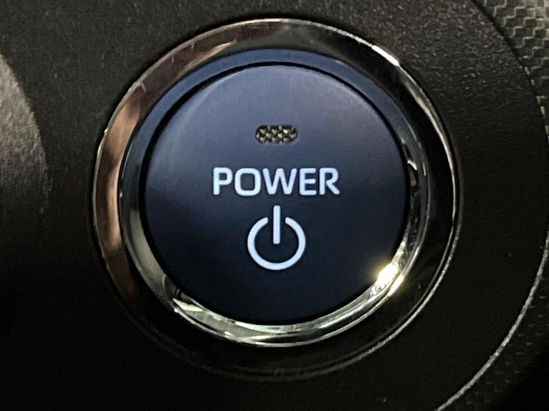 2022 Toyota Raize 5AA-A202A (UW-6aa8b59078183)[27]