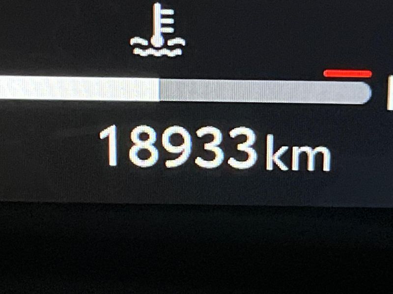 2023 Toyota Vellfire Hybrid 6AA-AAHH40W (UW-6aa8b59e8beb4)[2]