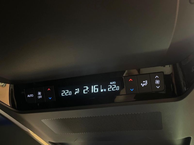 2025 Toyota Vellfire Hybrid 6AA-AAHH40W (UW-6aa8b5a5ae85d)[19]