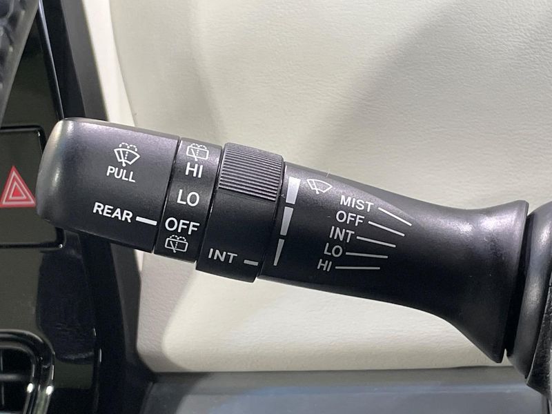 2016 Toyota Estima DBA-ACR50W (UW-6aa8b5b1dd75f)[18]